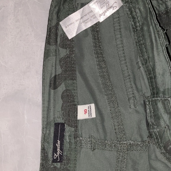 Supplies by Unionbay Shorts - Picture 3 of 3